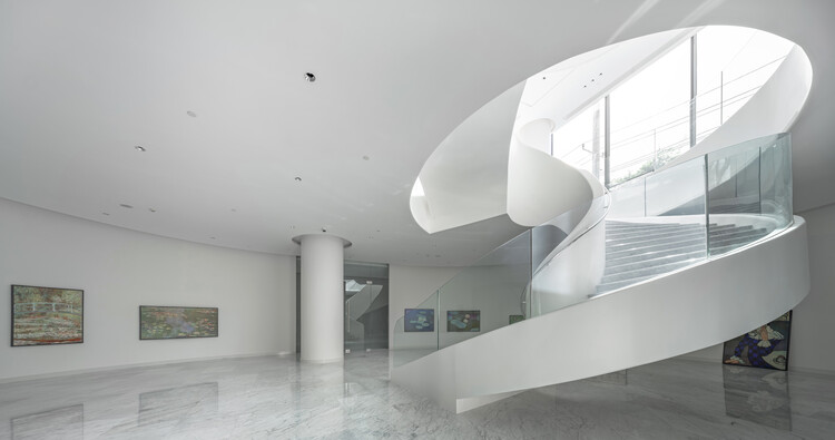 140 WIRELESS - Gallery Image 2