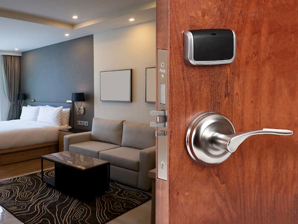 ระบบล็อคประตู ตู้เซฟ และมินิบาร์สำหรับโรงแรมของโอนิตี้