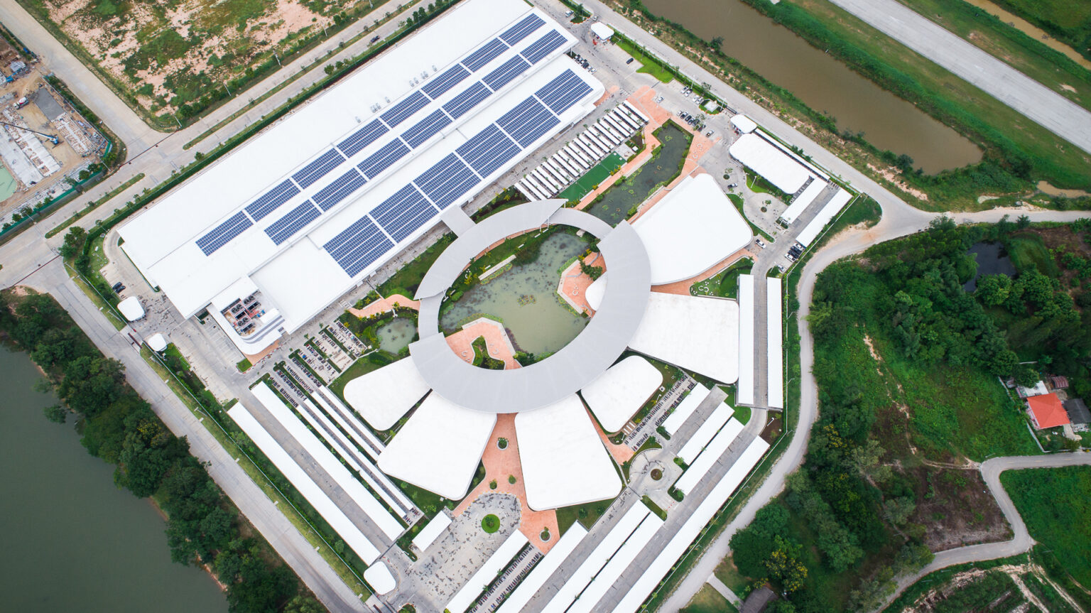 Innovating Energy Efficiency Solutions and Sustainable Living